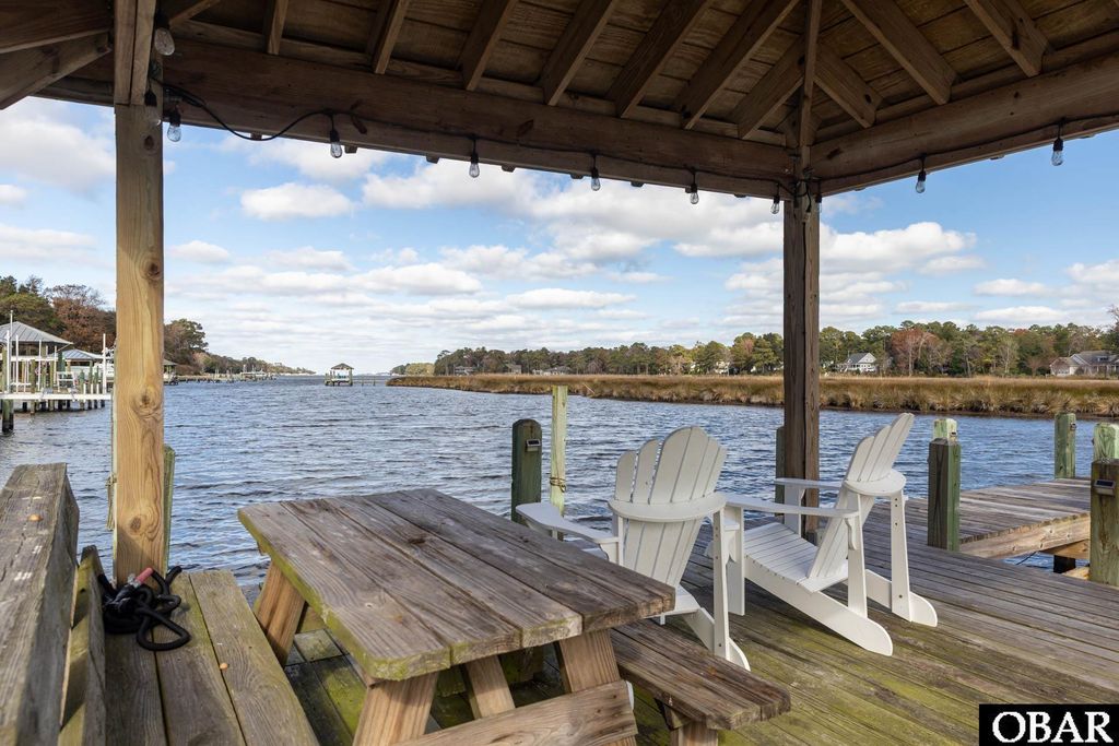 Image 44 of property listing at 2017 Creek Road Lot 20, Kitty Hawk, NC 27949