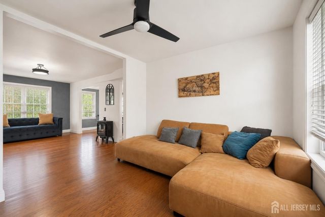 14 Luther Avenue, Hopelawn, NJ 08861