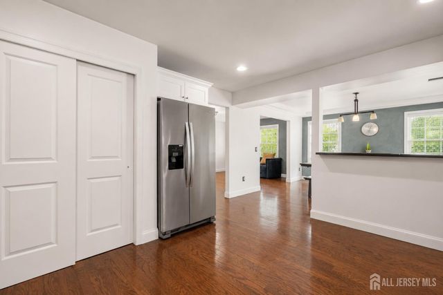 14 Luther Avenue, Hopelawn, NJ 08861