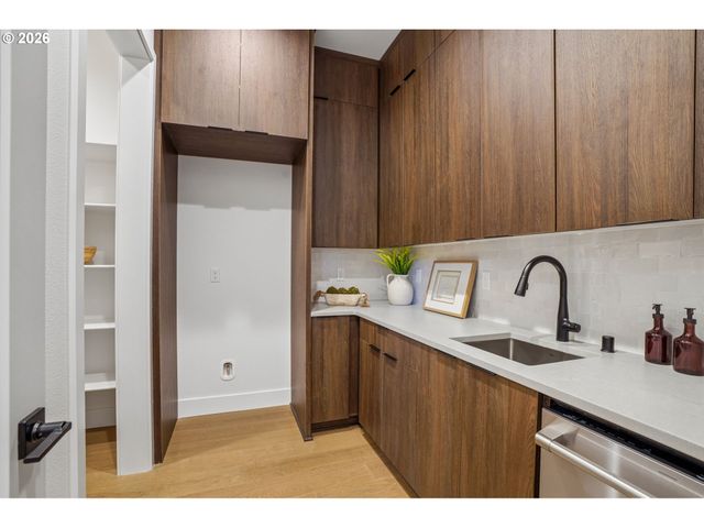 5206 N 94TH Ave, Camas, WA 98607