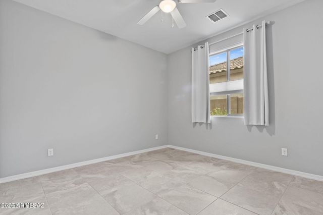 8464 N VAN CLEEVE Lane, Tucson, AZ 85743