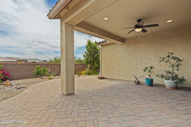 8464 N VAN CLEEVE Lane, Tucson, AZ 85743