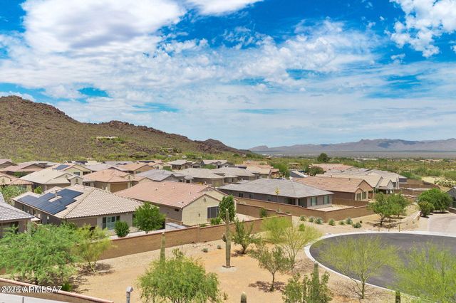 8464 N VAN CLEEVE Lane, Tucson, AZ 85743