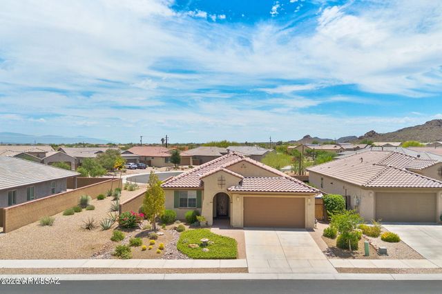 8464 N VAN CLEEVE Lane, Tucson, AZ 85743