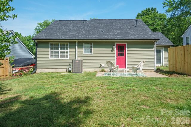 14019 Eden Court, Pineville, NC 28134