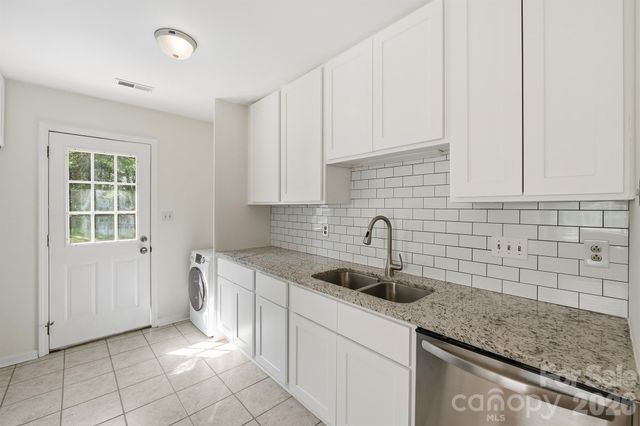 14019 Eden Court, Pineville, NC 28134