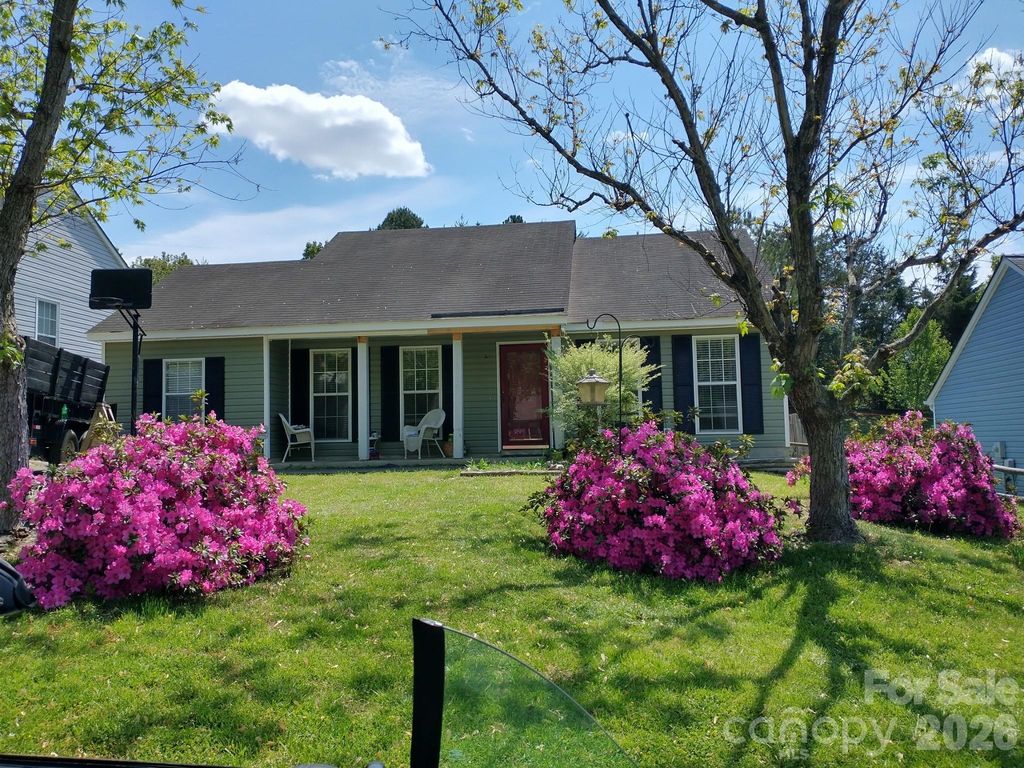 14019 Eden Court, Pineville, NC 28134