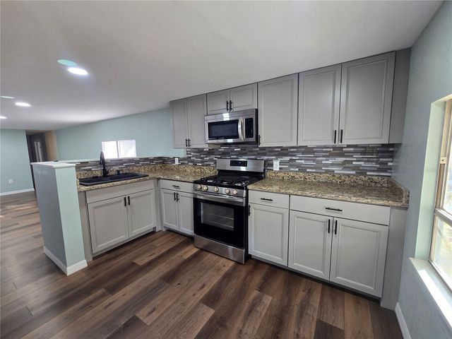 1821 NE 115TH AVENUE, Silver Springs, FL 34488