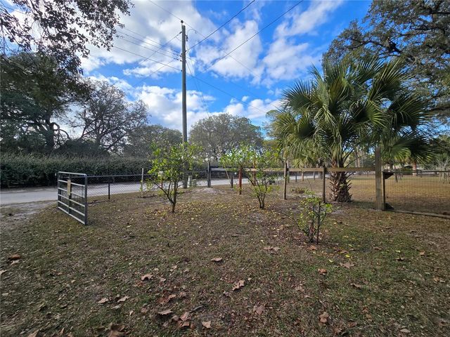 1821 NE 115TH AVENUE, Silver Springs, FL 34488