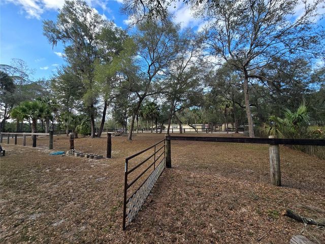 1821 NE 115TH AVENUE, Silver Springs, FL 34488