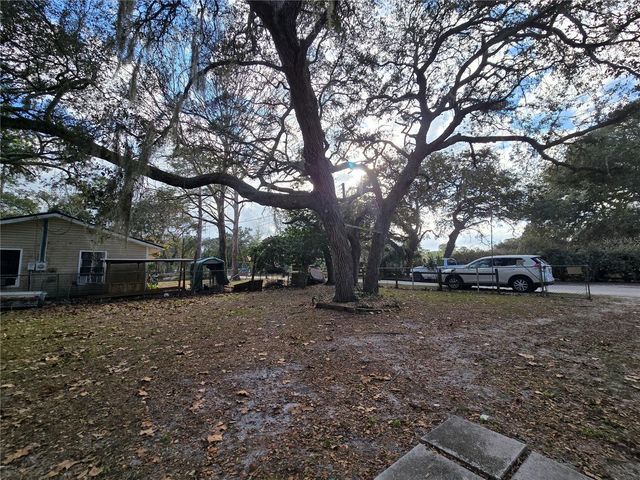 1821 NE 115TH AVENUE, Silver Springs, FL 34488