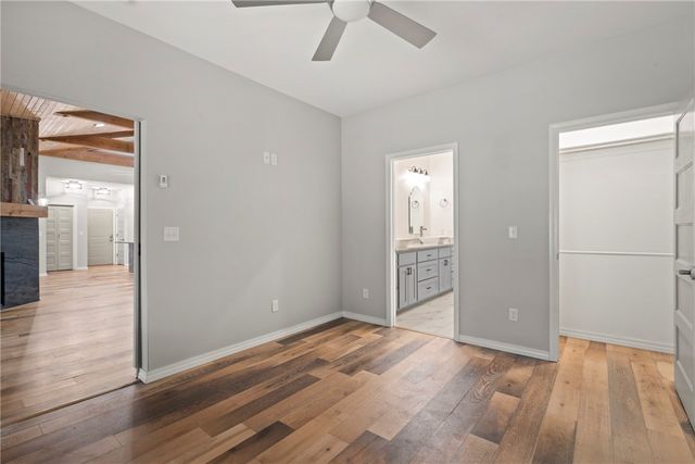 12029 S Edmondson Road, Gentry, AR 72734