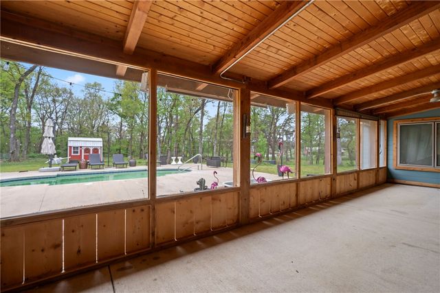 12029 S Edmondson Road, Gentry, AR 72734
