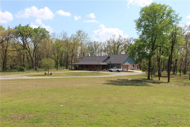 12029 S Edmondson Road, Gentry, AR 72734