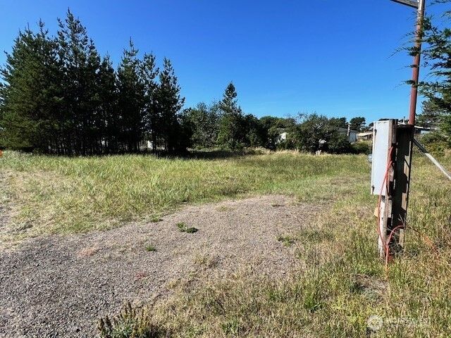 30305 I Street, Ocean Park, WA 98640