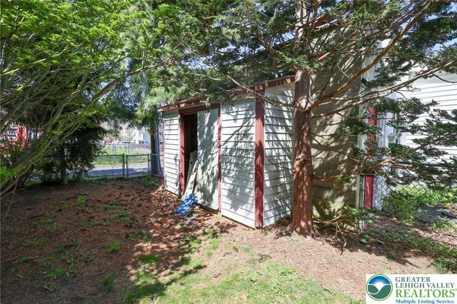 525 3rd Avenue, Bethlehem City, PA 18018