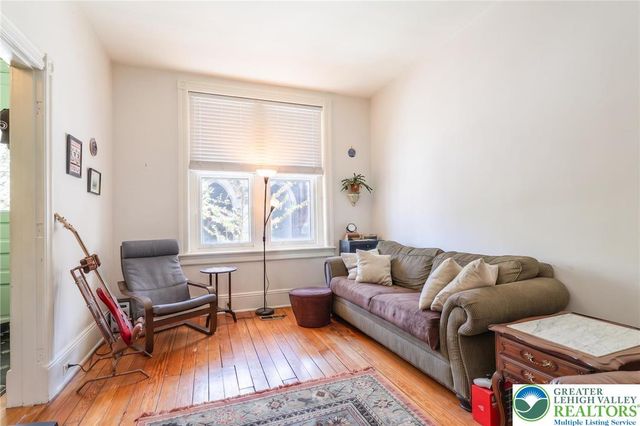 525 3rd Avenue, Bethlehem City, PA 18018