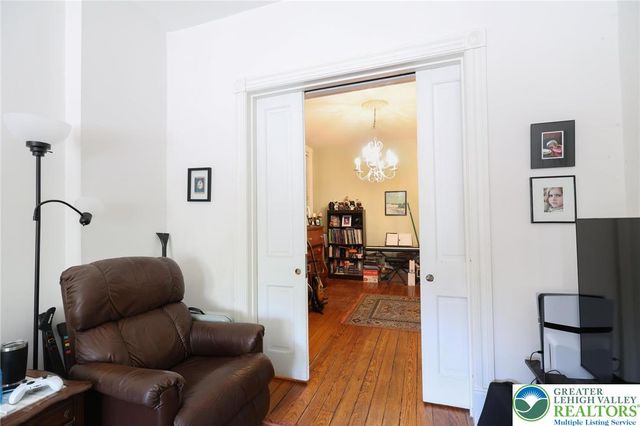 525 3rd Avenue, Bethlehem City, PA 18018