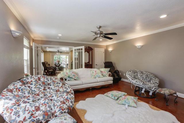 60 Monte Vista Way, Gilroy, CA 95020