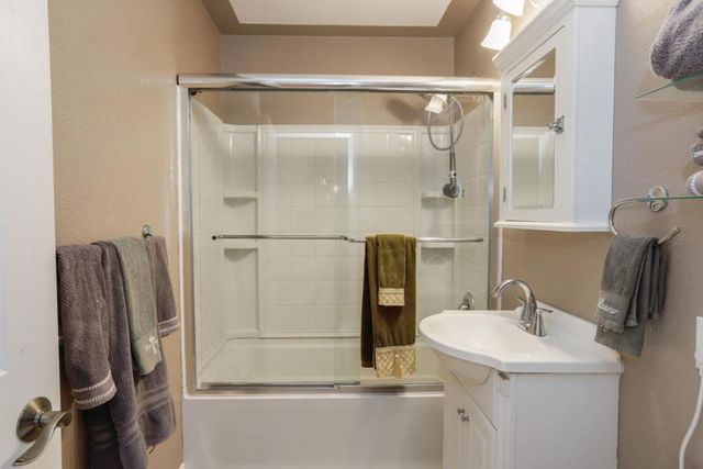 60 Monte Vista Way, Gilroy, CA 95020