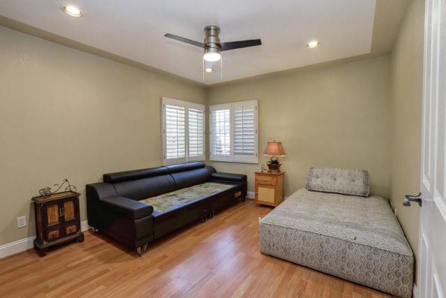 60 Monte Vista Way, Gilroy, CA 95020