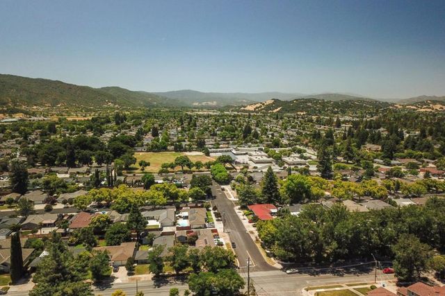 60 Monte Vista Way, Gilroy, CA 95020