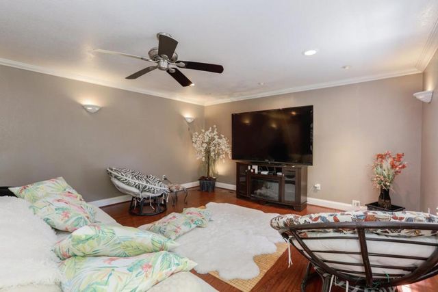 60 Monte Vista Way, Gilroy, CA 95020