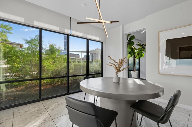 800 Embassy DR 320, Austin, TX 78702