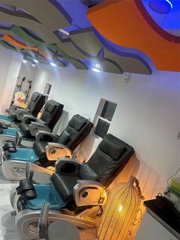 3020 Houston Avenue, Houston, TX 77009