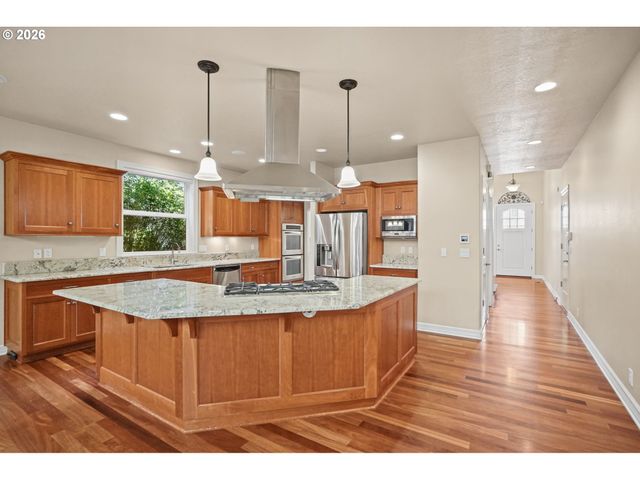 2240 TURNBERRY Ct, Eugene, OR 97401
