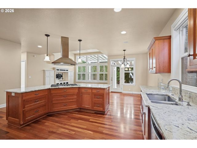 2240 TURNBERRY Ct, Eugene, OR 97401