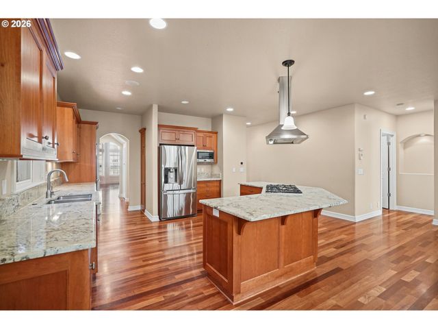2240 TURNBERRY Ct, Eugene, OR 97401