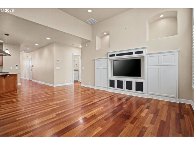 2240 TURNBERRY Ct, Eugene, OR 97401