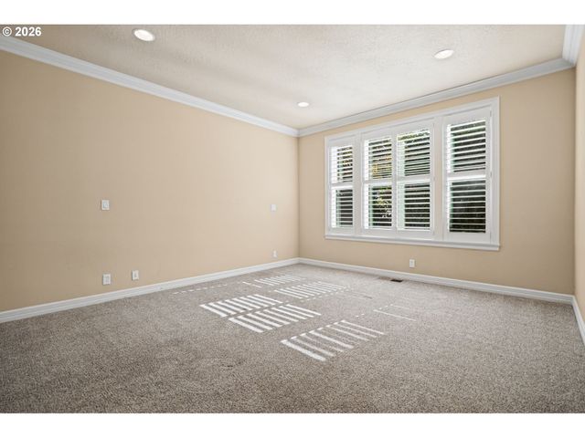 2240 TURNBERRY Ct, Eugene, OR 97401