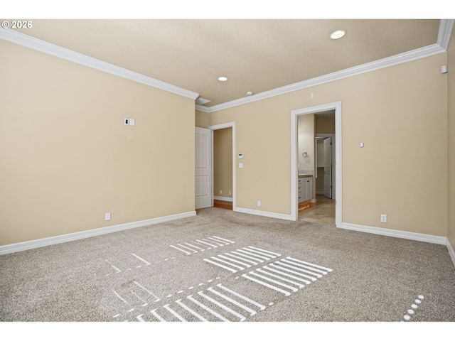 2240 TURNBERRY Ct, Eugene, OR 97401