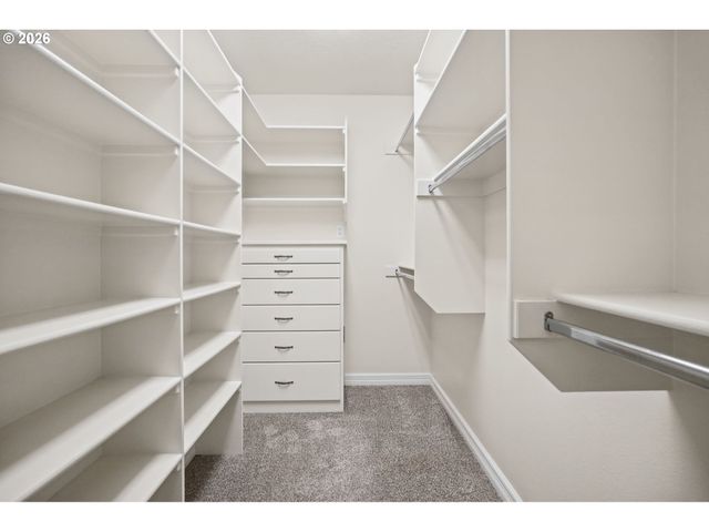 2240 TURNBERRY Ct, Eugene, OR 97401