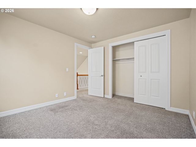 2240 TURNBERRY Ct, Eugene, OR 97401