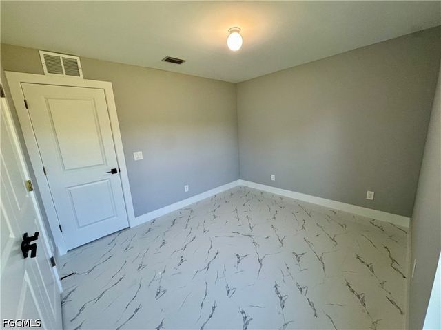 719 Ledge ST, Lehigh Acres, FL 33972