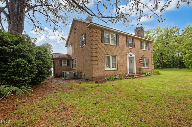 301 Harris Avenue, Raeford, NC 28376