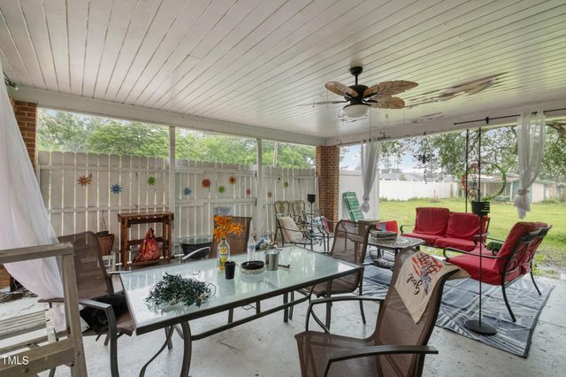301 Harris Avenue, Raeford, NC 28376