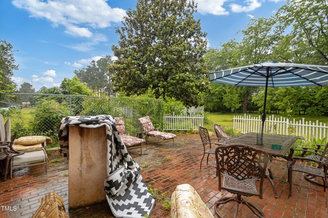 301 Harris Avenue, Raeford, NC 28376