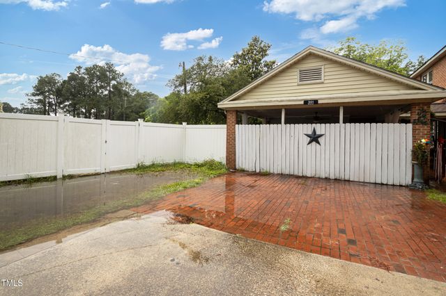301 Harris Avenue, Raeford, NC 28376