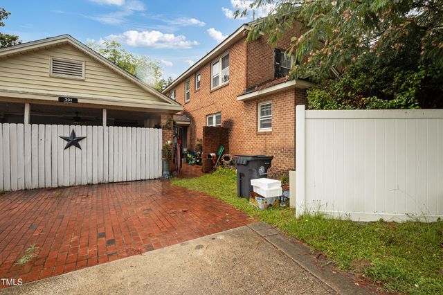 301 Harris Avenue, Raeford, NC 28376