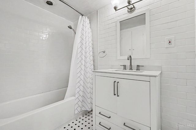 2544 Swings Corner Pt Isabel Road, Tate Twp, OH 45106