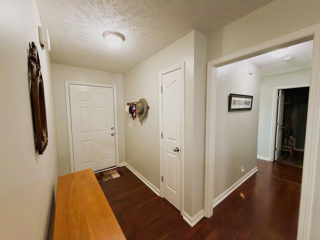 1606 Saint Andrews Dr, Murfreesboro, TN 37128