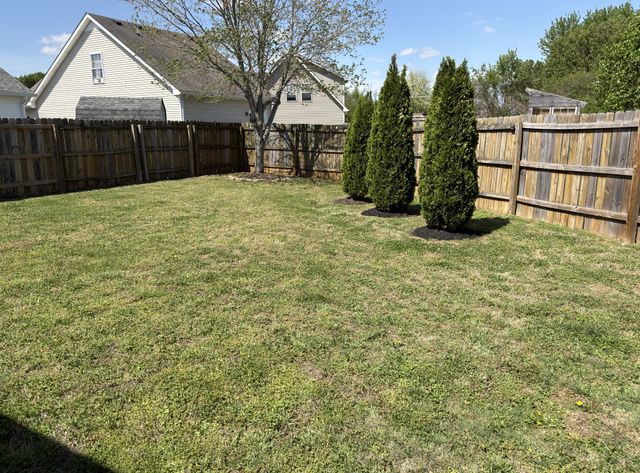 1606 Saint Andrews Dr, Murfreesboro, TN 37128