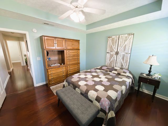 1606 Saint Andrews Dr, Murfreesboro, TN 37128