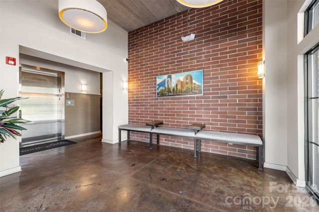 626 N Graham Street 205, Charlotte, NC 28202