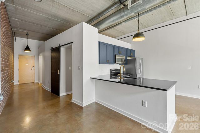 626 N Graham Street 205, Charlotte, NC 28202