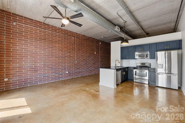 626 N Graham Street 205, Charlotte, NC 28202